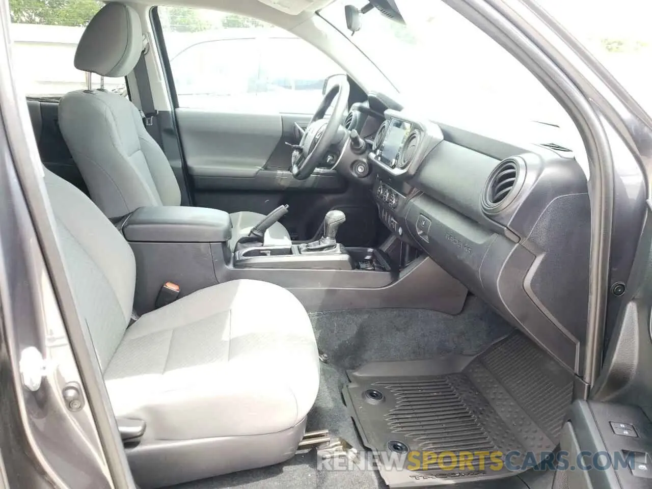 5 Photograph of a damaged car 3TYAX5GNXMT031696 TOYOTA TACOMA 2021