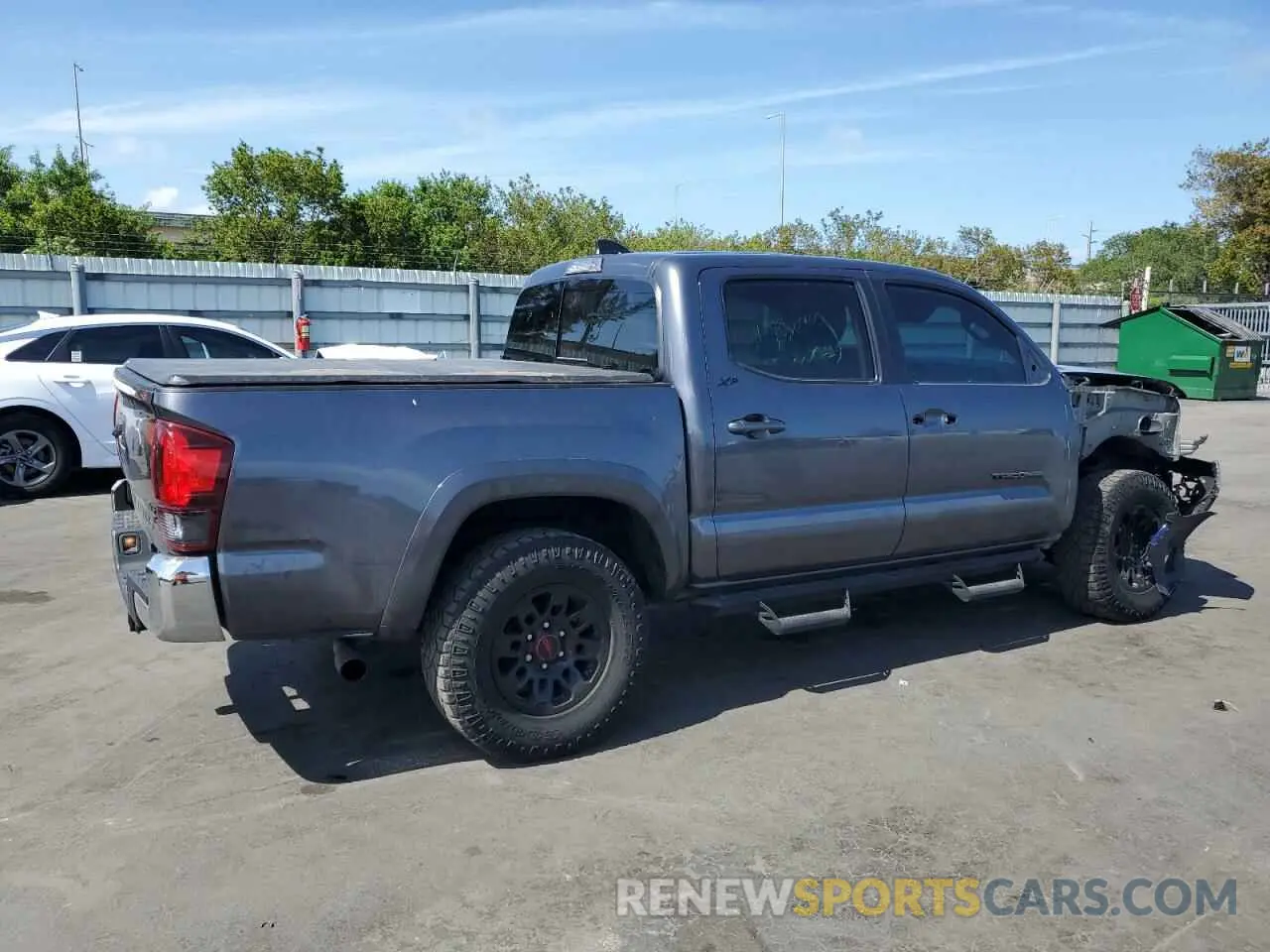 3 Photograph of a damaged car 3TYAZ5CN2MT011832 TOYOTA TACOMA 2021