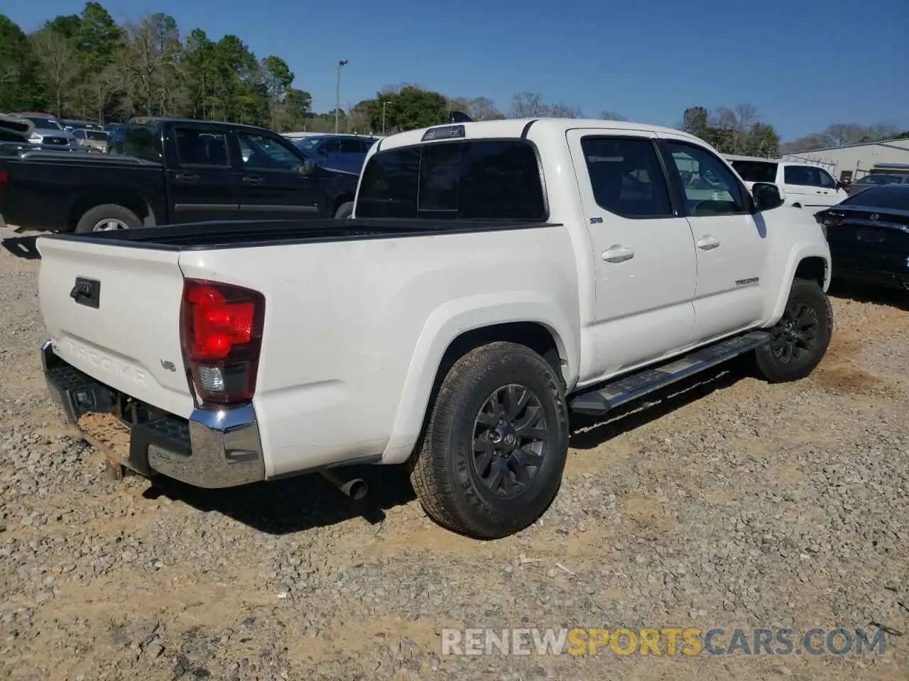 3 Photograph of a damaged car 3TYAZ5CN6MT012658 TOYOTA TACOMA 2021