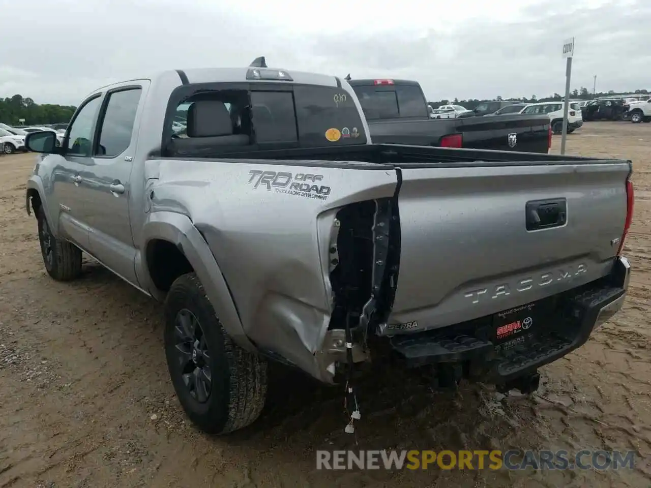 3 Photograph of a damaged car 3TYAZ5CN9MT004229 TOYOTA TACOMA 2021