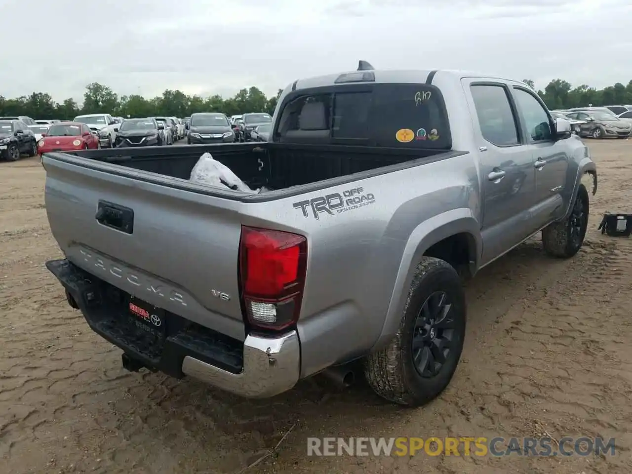 4 Photograph of a damaged car 3TYAZ5CN9MT004229 TOYOTA TACOMA 2021