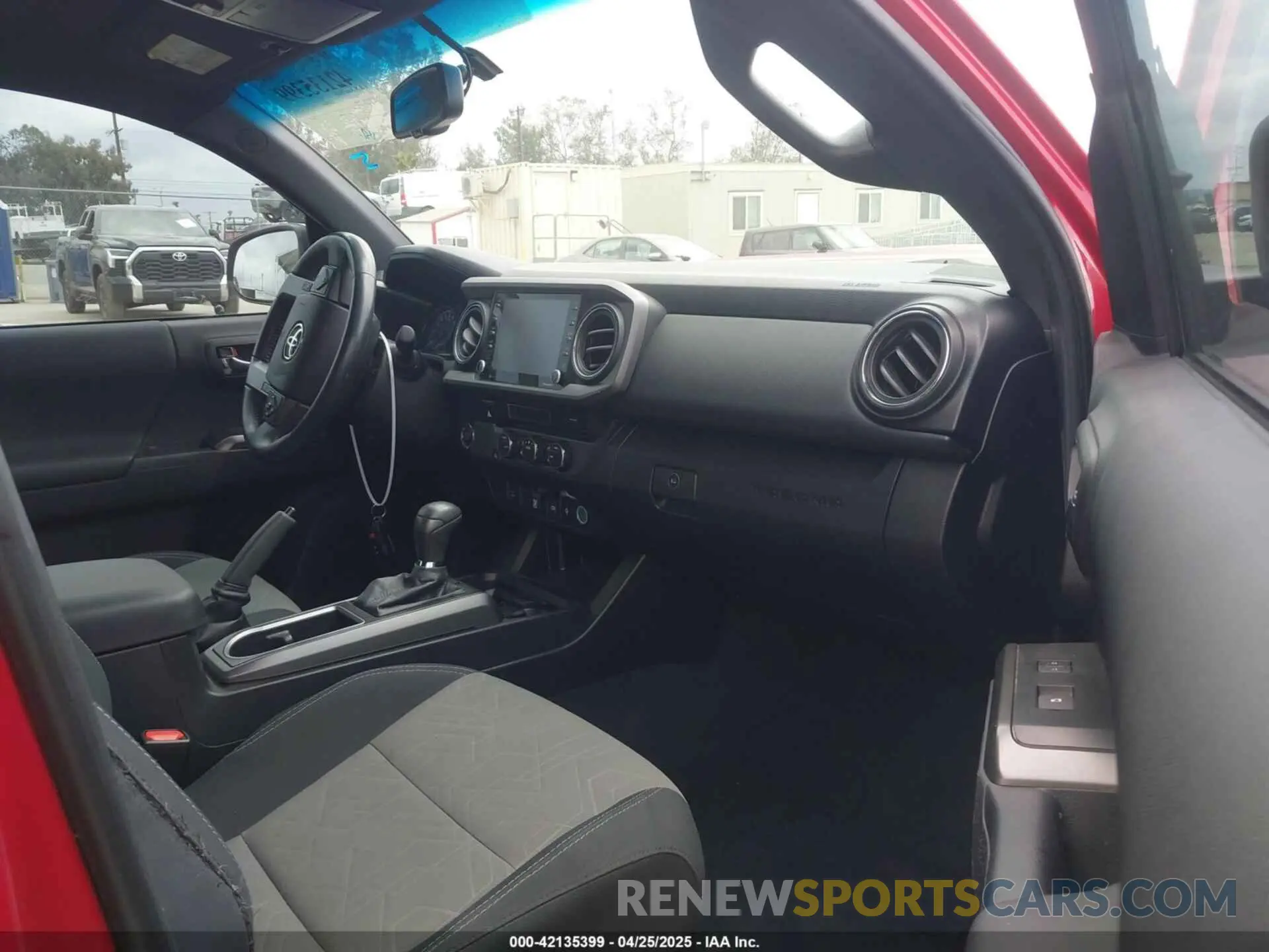 5 Photograph of a damaged car 3TYBZ5DN6MT000982 TOYOTA TACOMA 2021