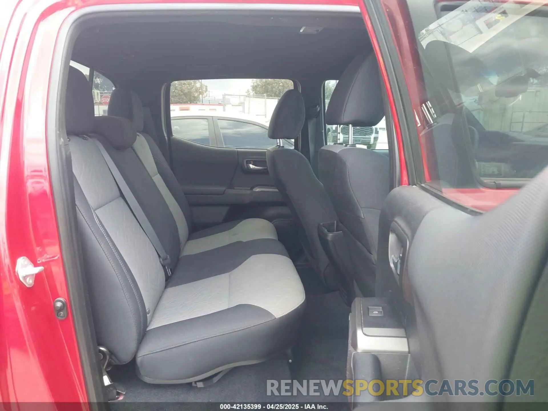 8 Photograph of a damaged car 3TYBZ5DN6MT000982 TOYOTA TACOMA 2021