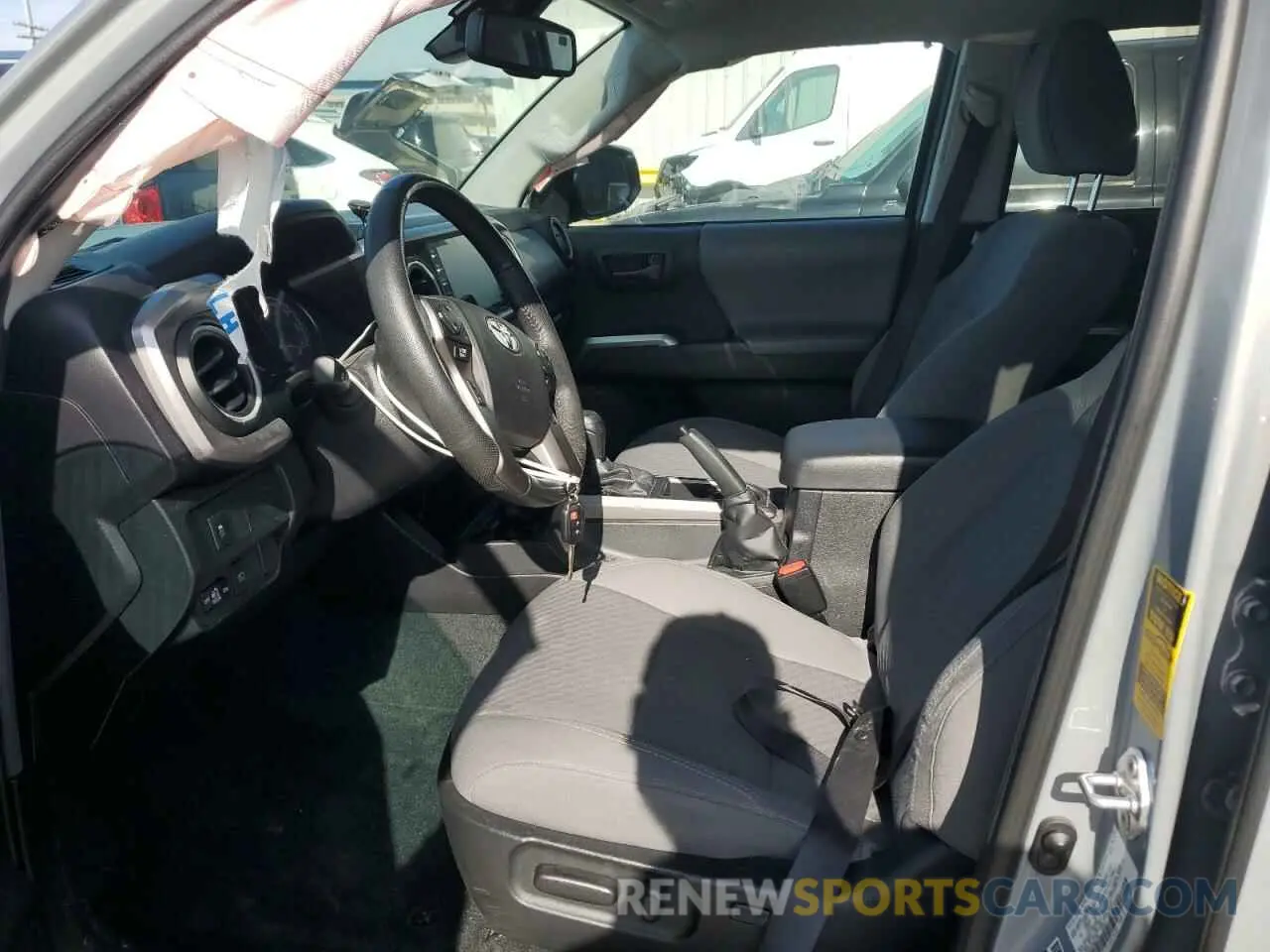 7 Photograph of a damaged car 3TYBZ5DN7MT001140 TOYOTA TACOMA 2021