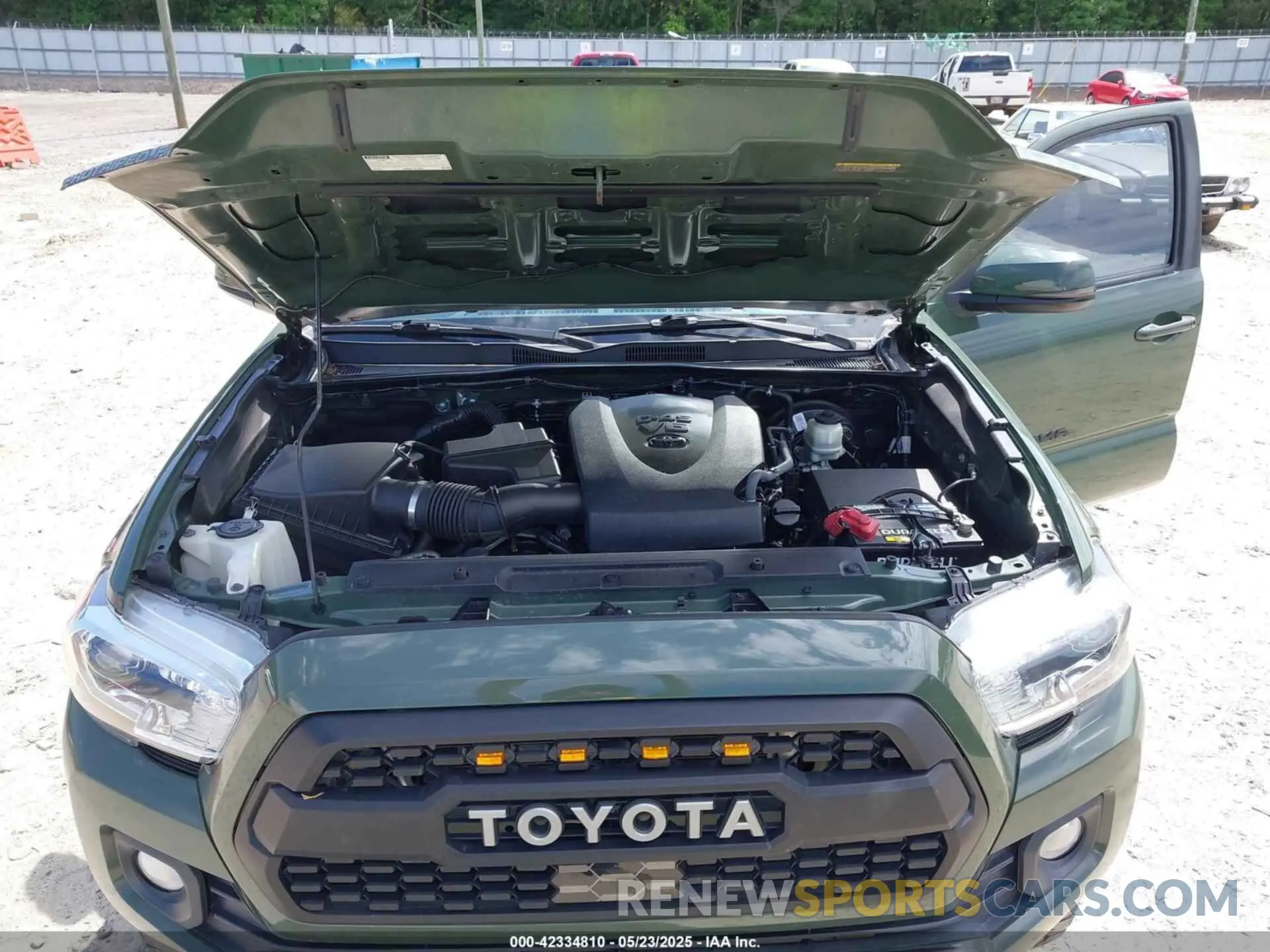 10 Photograph of a damaged car 3TYCZ5AN0MT035249 TOYOTA TACOMA 2021