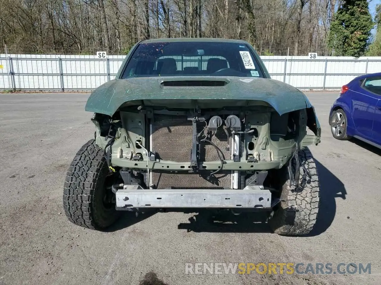 5 Photograph of a damaged car 3TYCZ5AN1MT041397 TOYOTA TACOMA 2021