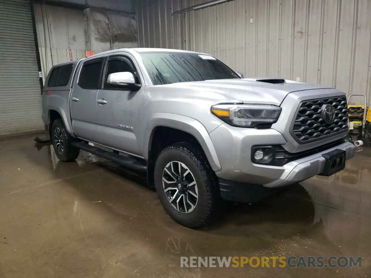 4 Photograph of a damaged car 3TYCZ5AN1MT041559 TOYOTA TACOMA 2021
