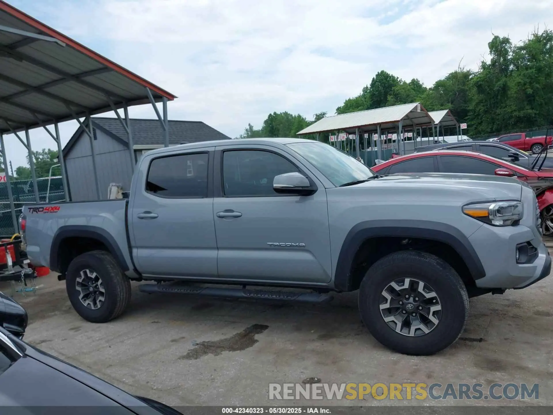 14 Photograph of a damaged car 3TYCZ5AN1MT042162 TOYOTA TACOMA 2021