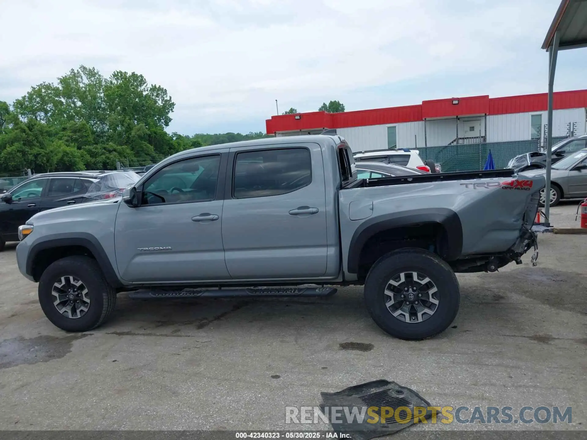 15 Photograph of a damaged car 3TYCZ5AN1MT042162 TOYOTA TACOMA 2021