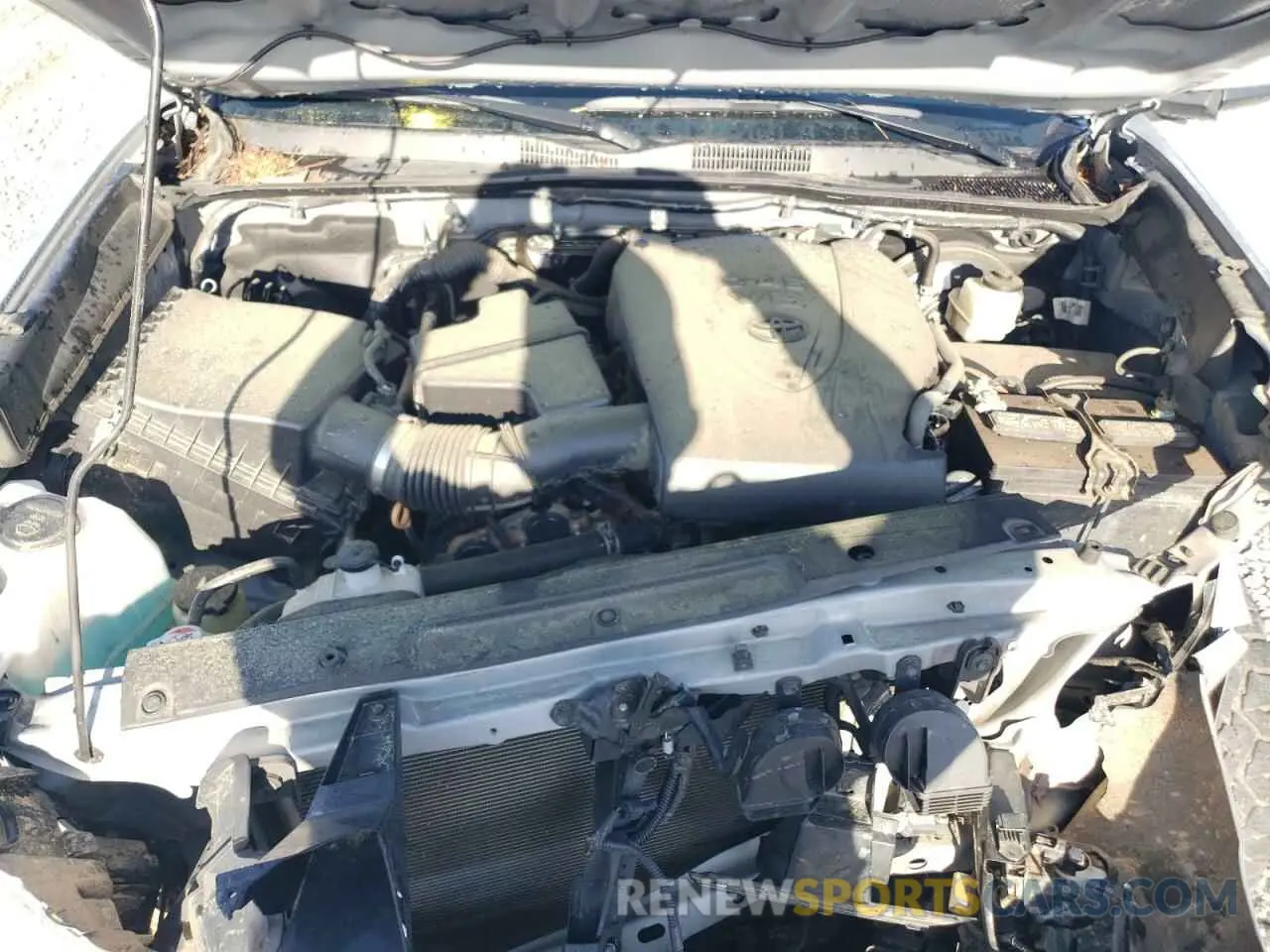 11 Photograph of a damaged car 3TYCZ5AN2MT027654 TOYOTA TACOMA 2021