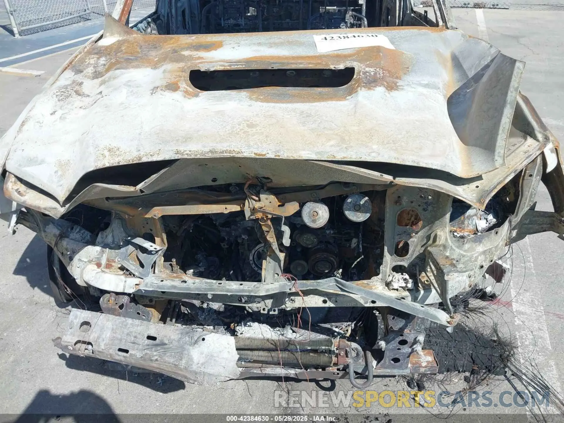 10 Photograph of a damaged car 3TYCZ5AN4MT020558 TOYOTA TACOMA 2021