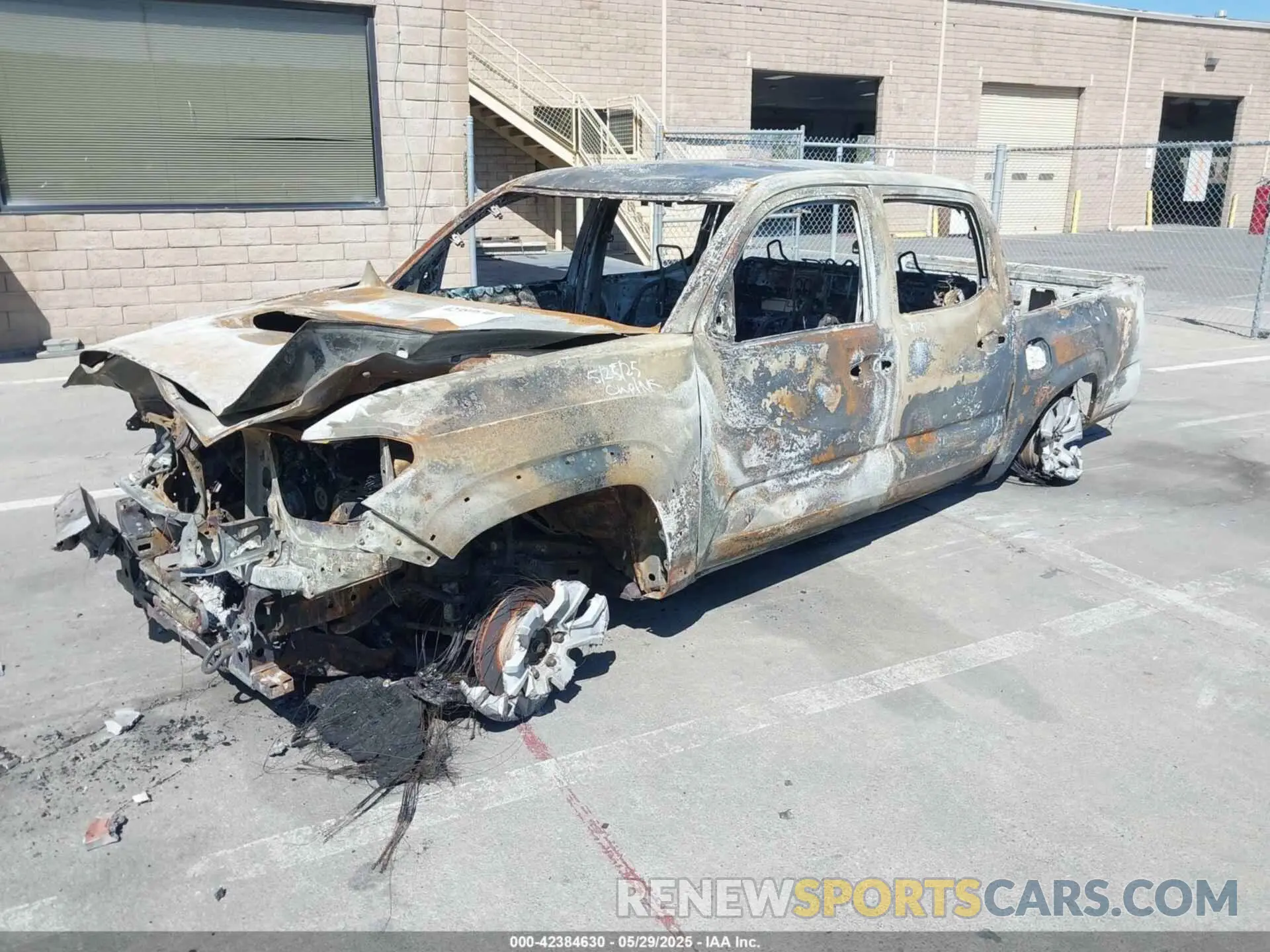 2 Photograph of a damaged car 3TYCZ5AN4MT020558 TOYOTA TACOMA 2021