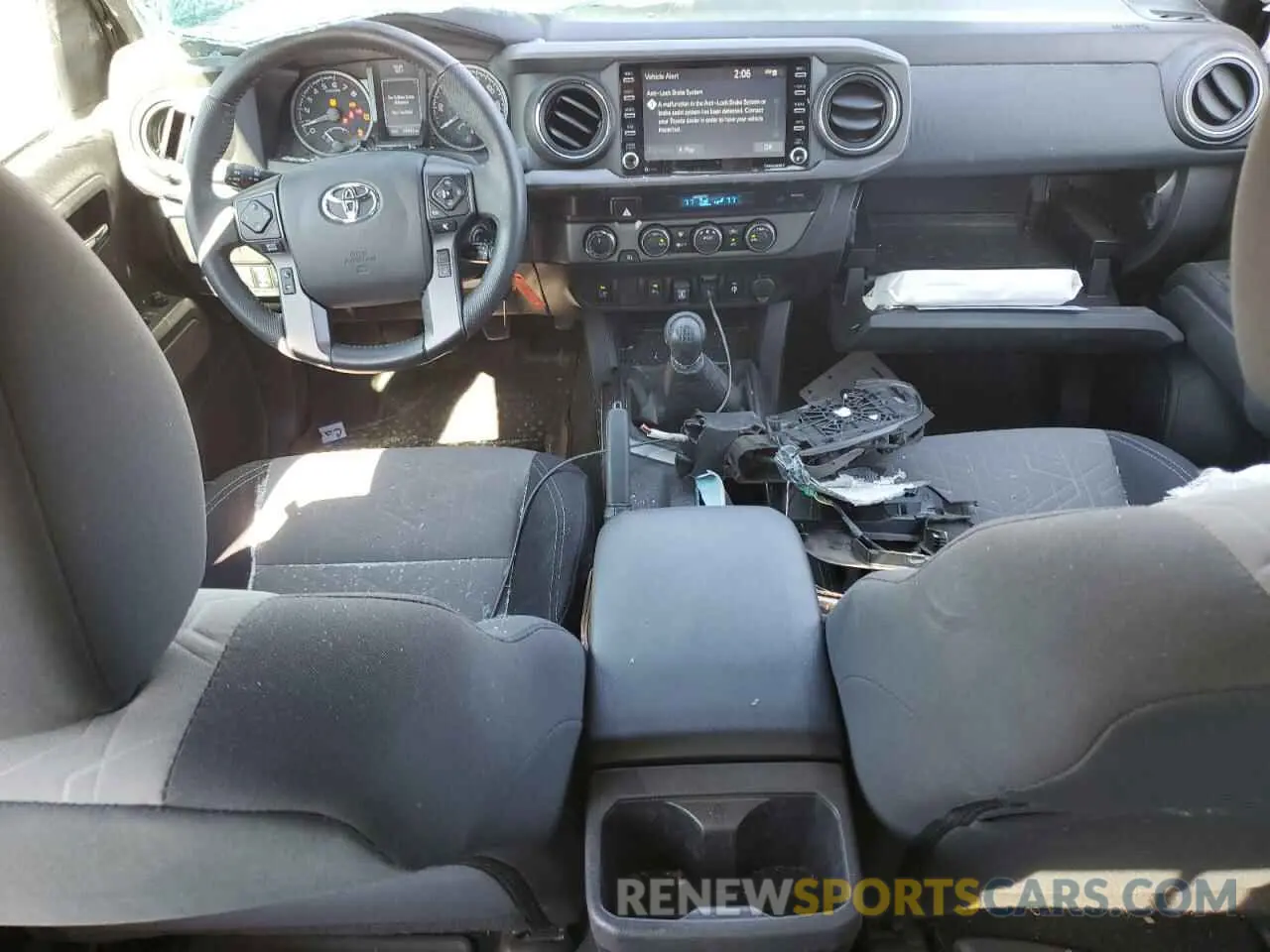 8 Photograph of a damaged car 3TYCZ5AN4MT047520 TOYOTA TACOMA 2021