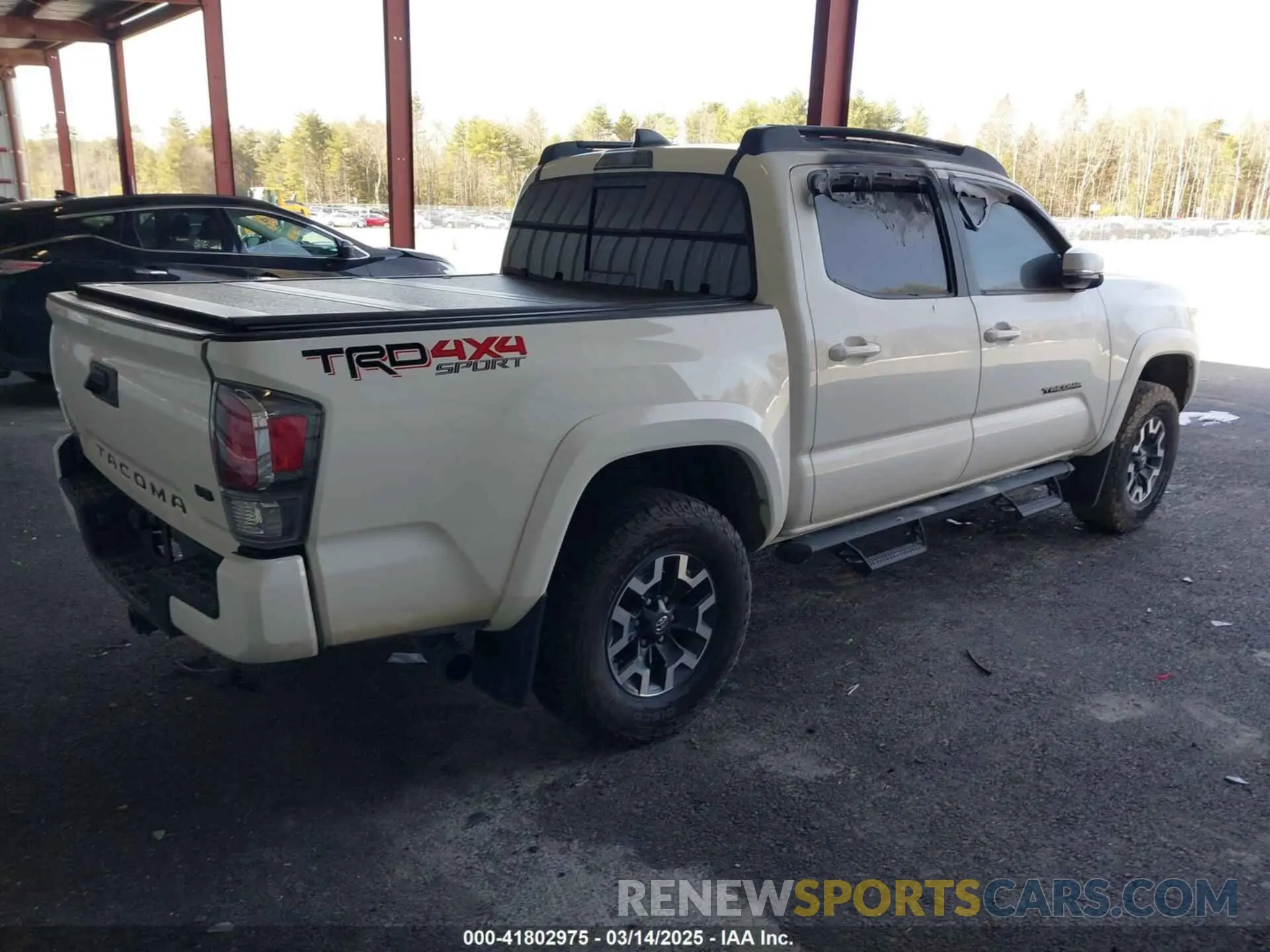 4 Photograph of a damaged car 3TYCZ5AN4MT048876 TOYOTA TACOMA 2021