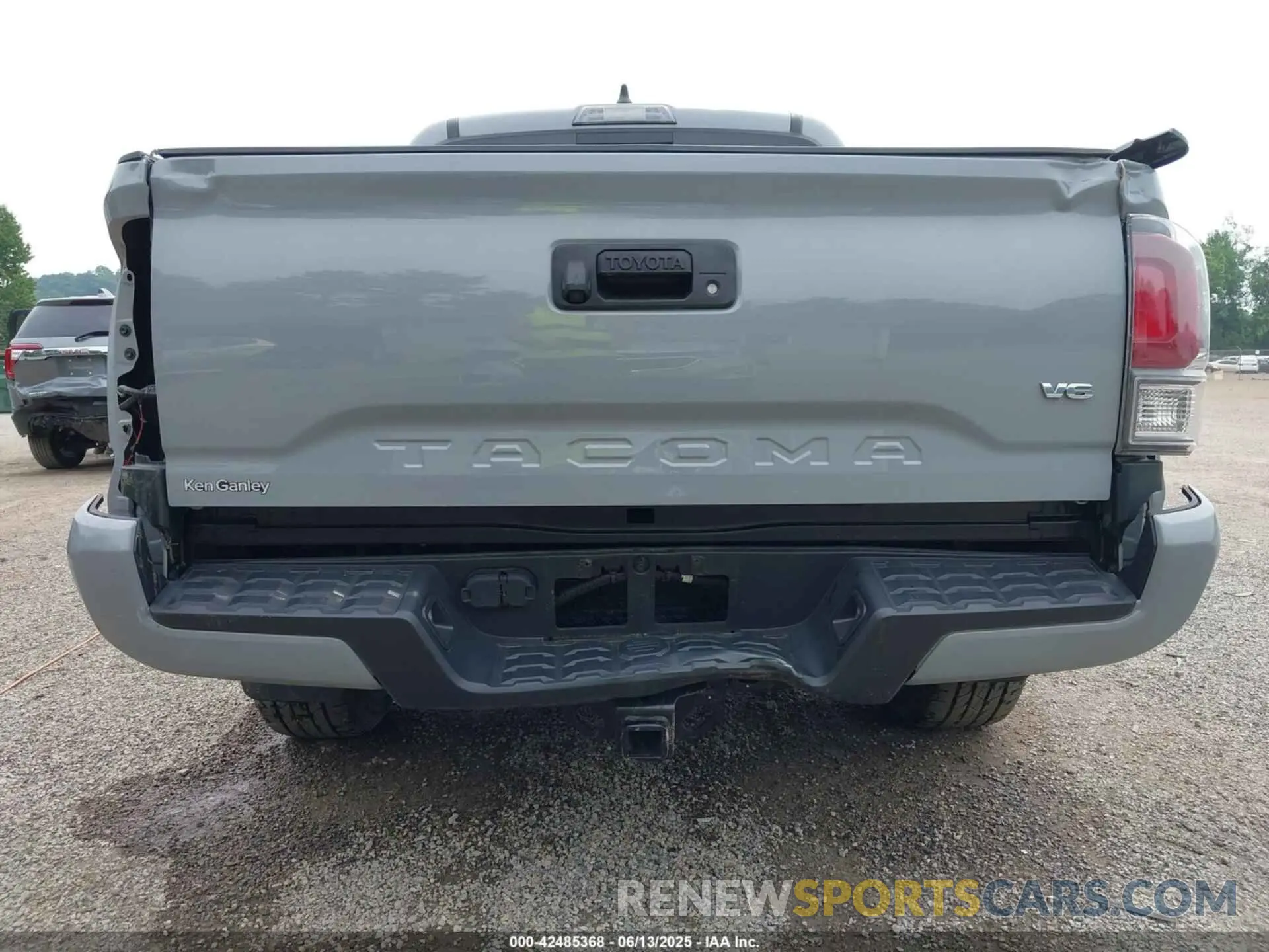 6 Photograph of a damaged car 3TYCZ5AN5MT030404 TOYOTA TACOMA 2021