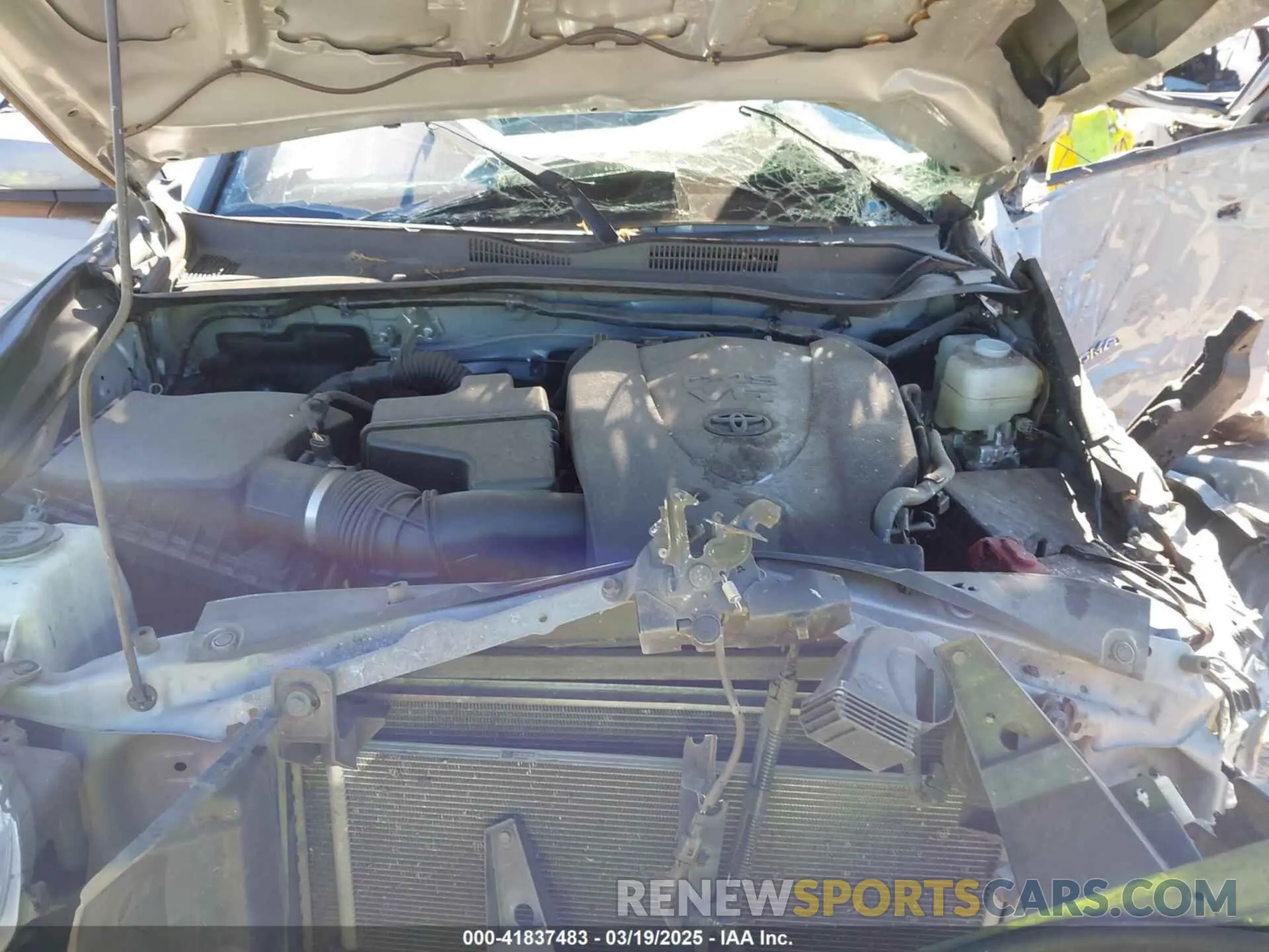 10 Photograph of a damaged car 3TYCZ5AN6MT010792 TOYOTA TACOMA 2021