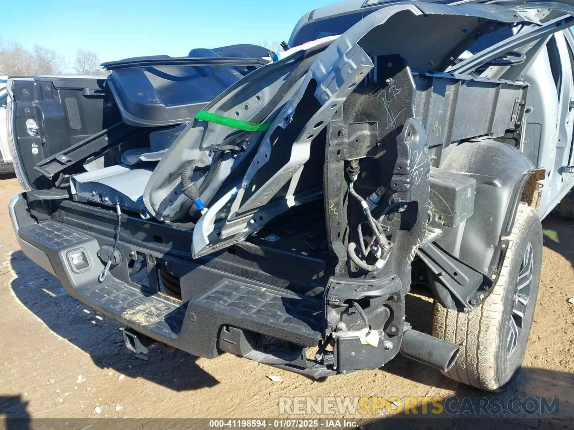 20 Photograph of a damaged car 3TYCZ5AN6MT044375 TOYOTA TACOMA 2021