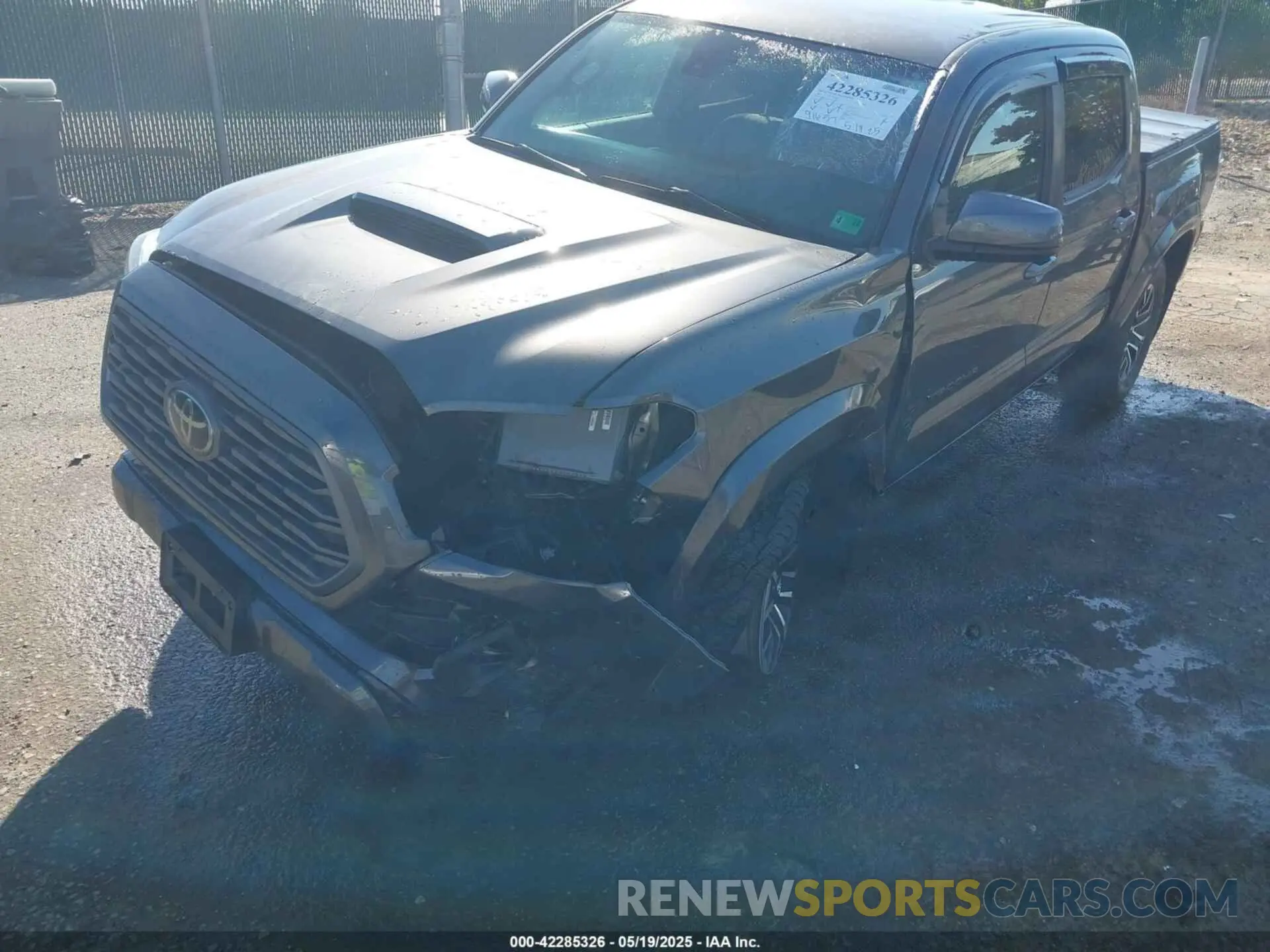 6 Photograph of a damaged car 3TYCZ5AN7MT017377 TOYOTA TACOMA 2021