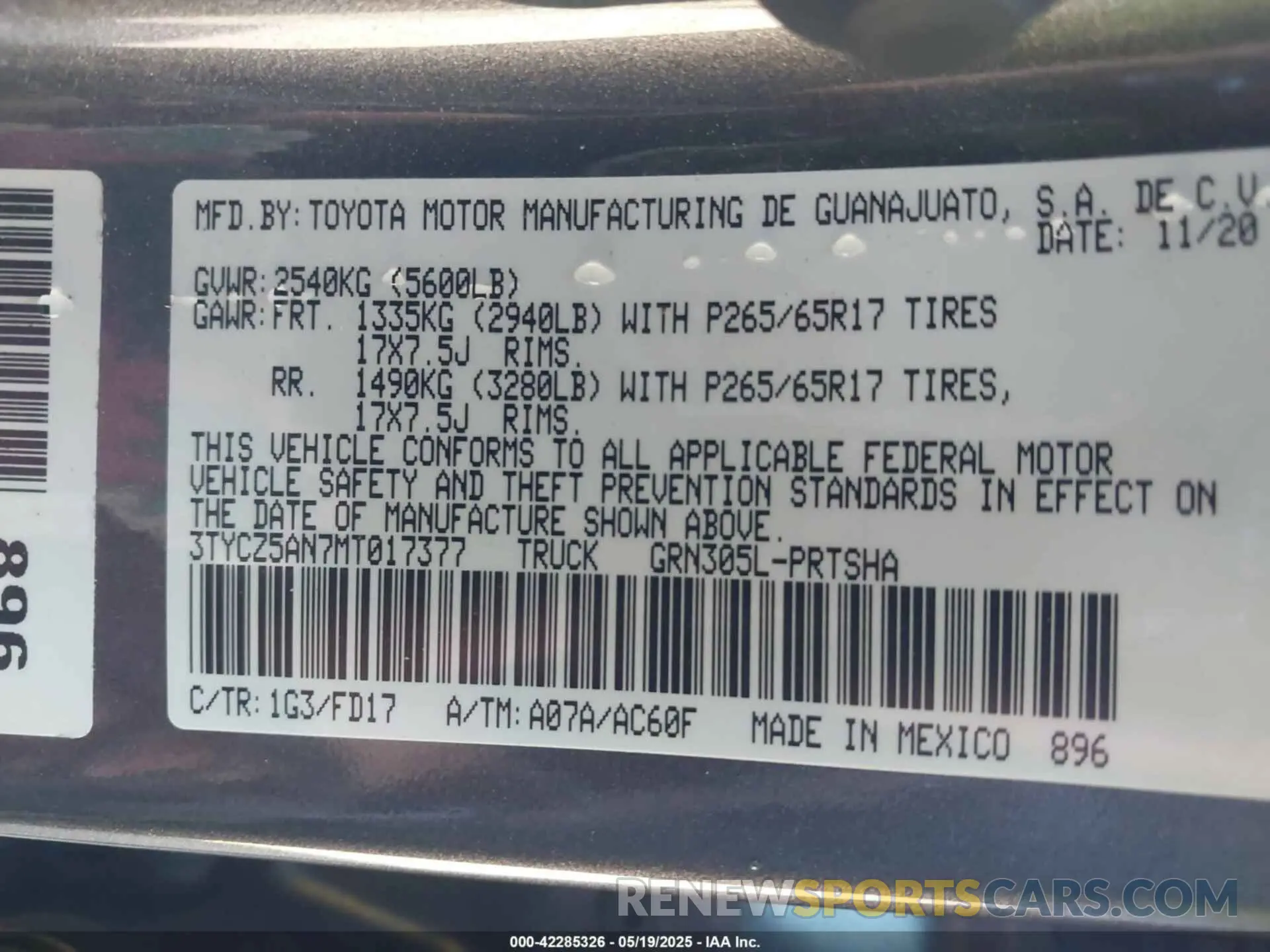 9 Photograph of a damaged car 3TYCZ5AN7MT017377 TOYOTA TACOMA 2021