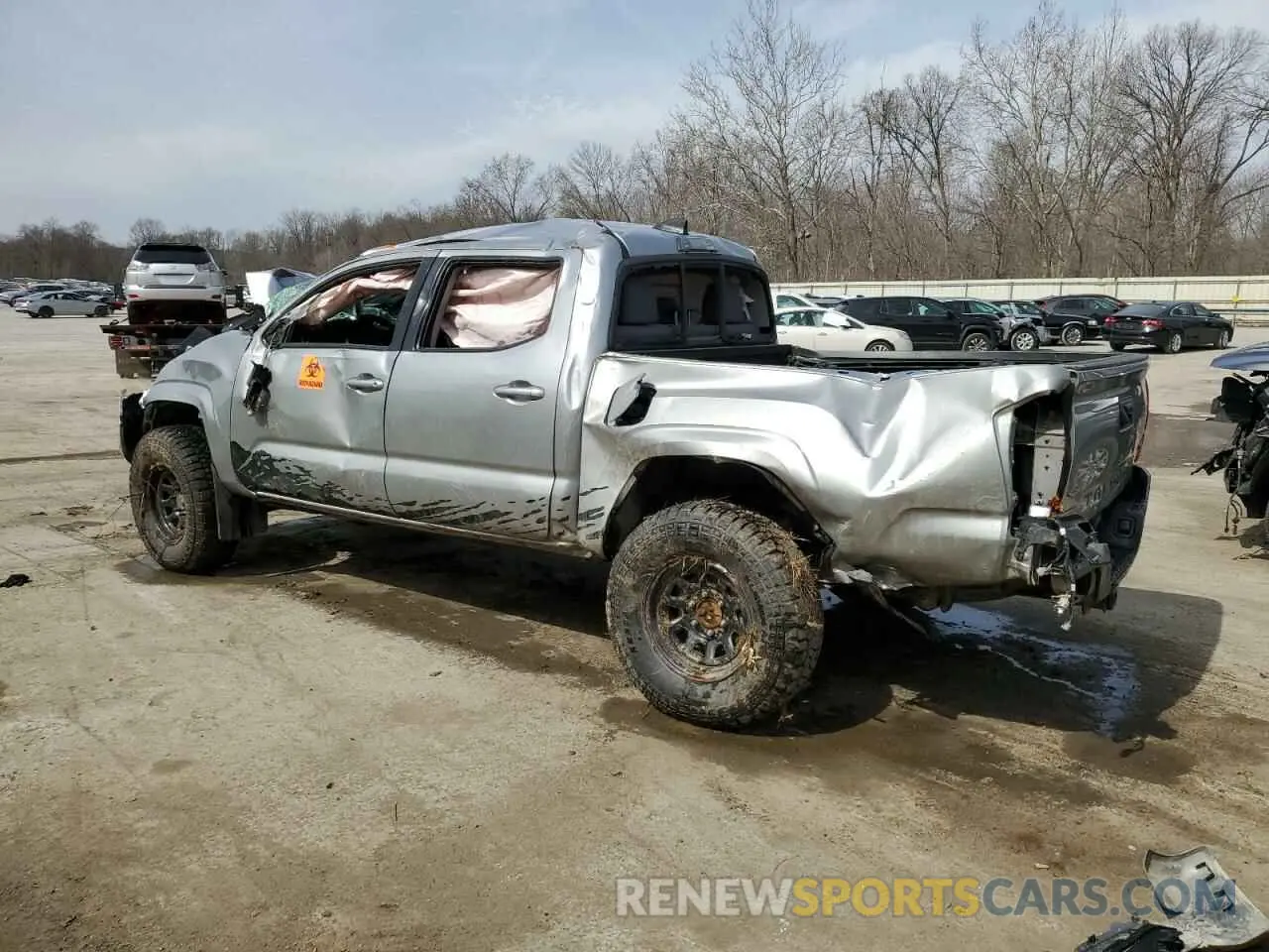 2 Photograph of a damaged car 3TYCZ5AN7MT025351 TOYOTA TACOMA 2021