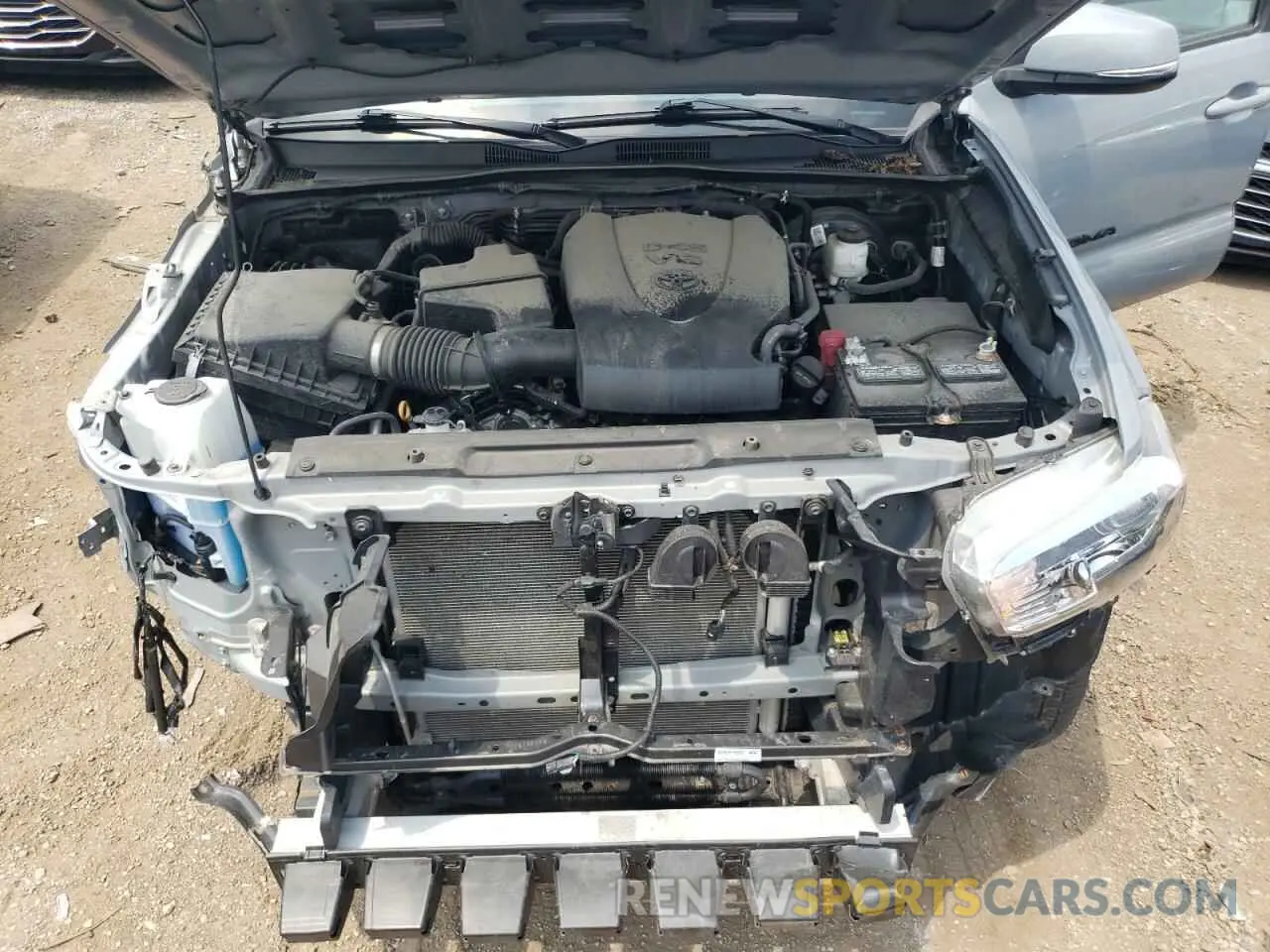 11 Photograph of a damaged car 3TYCZ5AN7MT036205 TOYOTA TACOMA 2021
