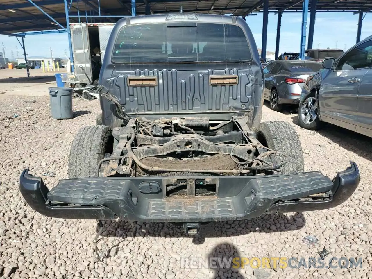 6 Photograph of a damaged car 3TYCZ5AN7MT040366 TOYOTA TACOMA 2021