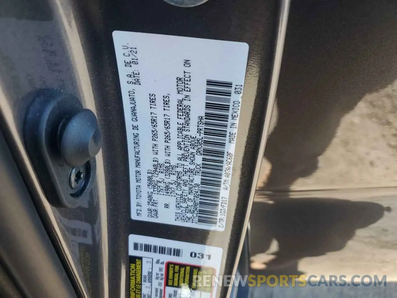 14 Photograph of a damaged car 3TYCZ5AN8MT024130 TOYOTA TACOMA 2021