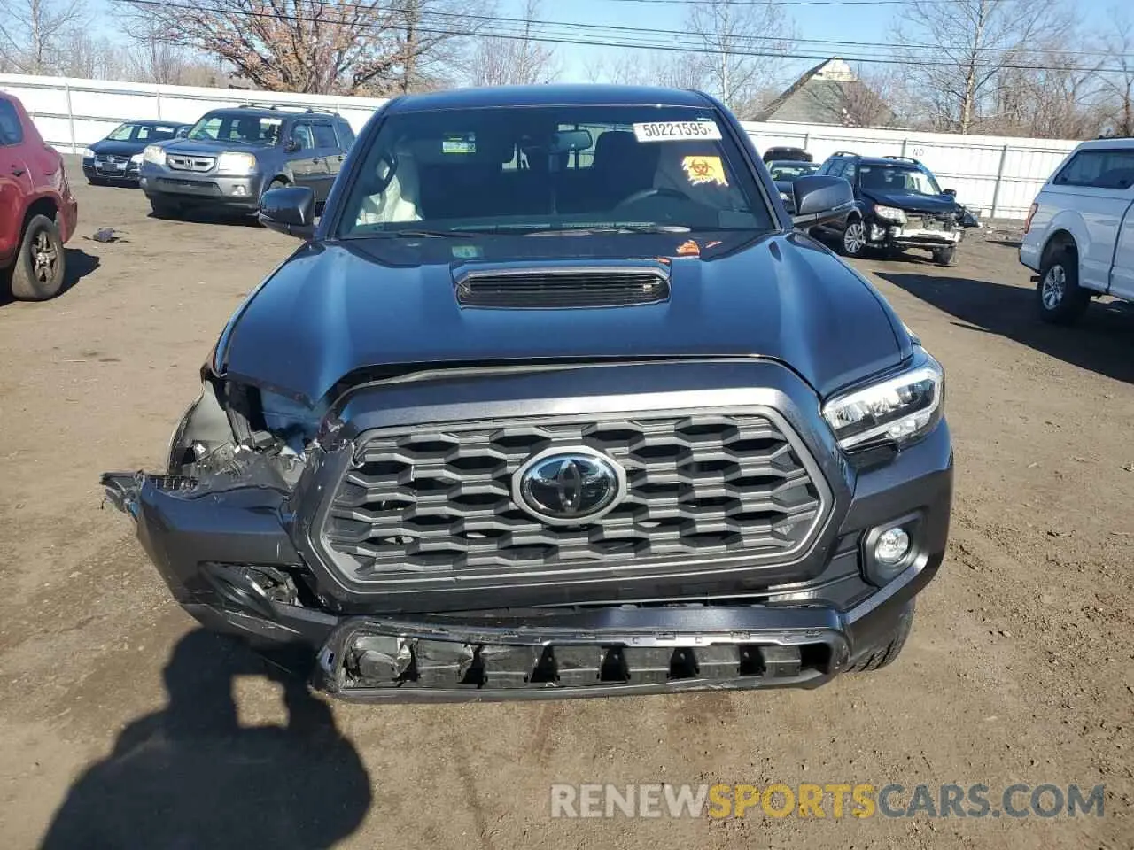 5 Photograph of a damaged car 3TYCZ5AN8MT024130 TOYOTA TACOMA 2021