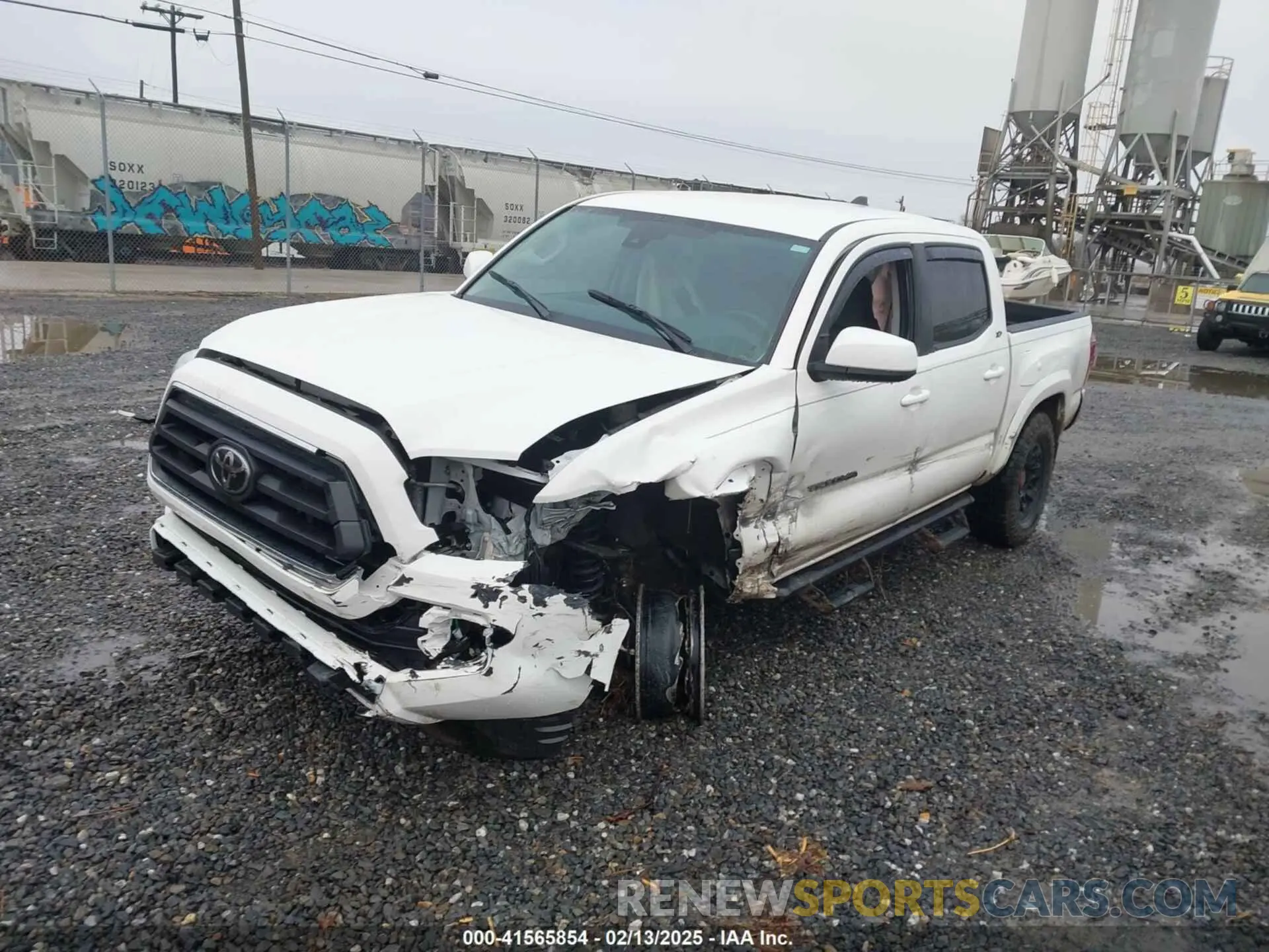 2 Photograph of a damaged car 3TYCZ5AN8MT027724 TOYOTA TACOMA 2021