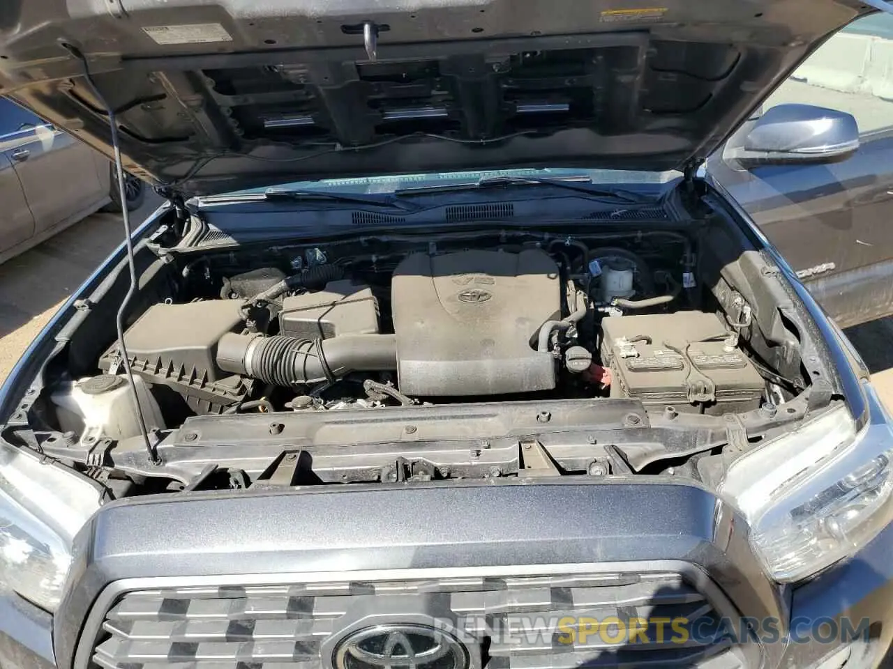 11 Photograph of a damaged car 3TYCZ5AN9MT010611 TOYOTA TACOMA 2021