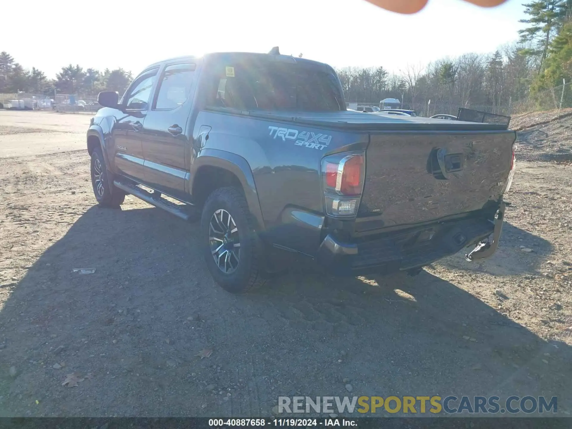3 Photograph of a damaged car 3TYCZ5AN9MT013718 TOYOTA TACOMA 2021