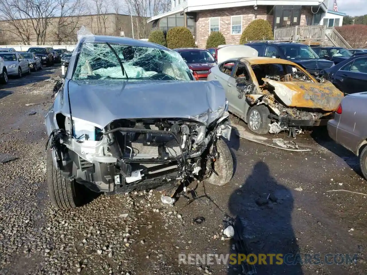 7 Photograph of a damaged car 3TYCZ5AN9MT024749 TOYOTA TACOMA 2021