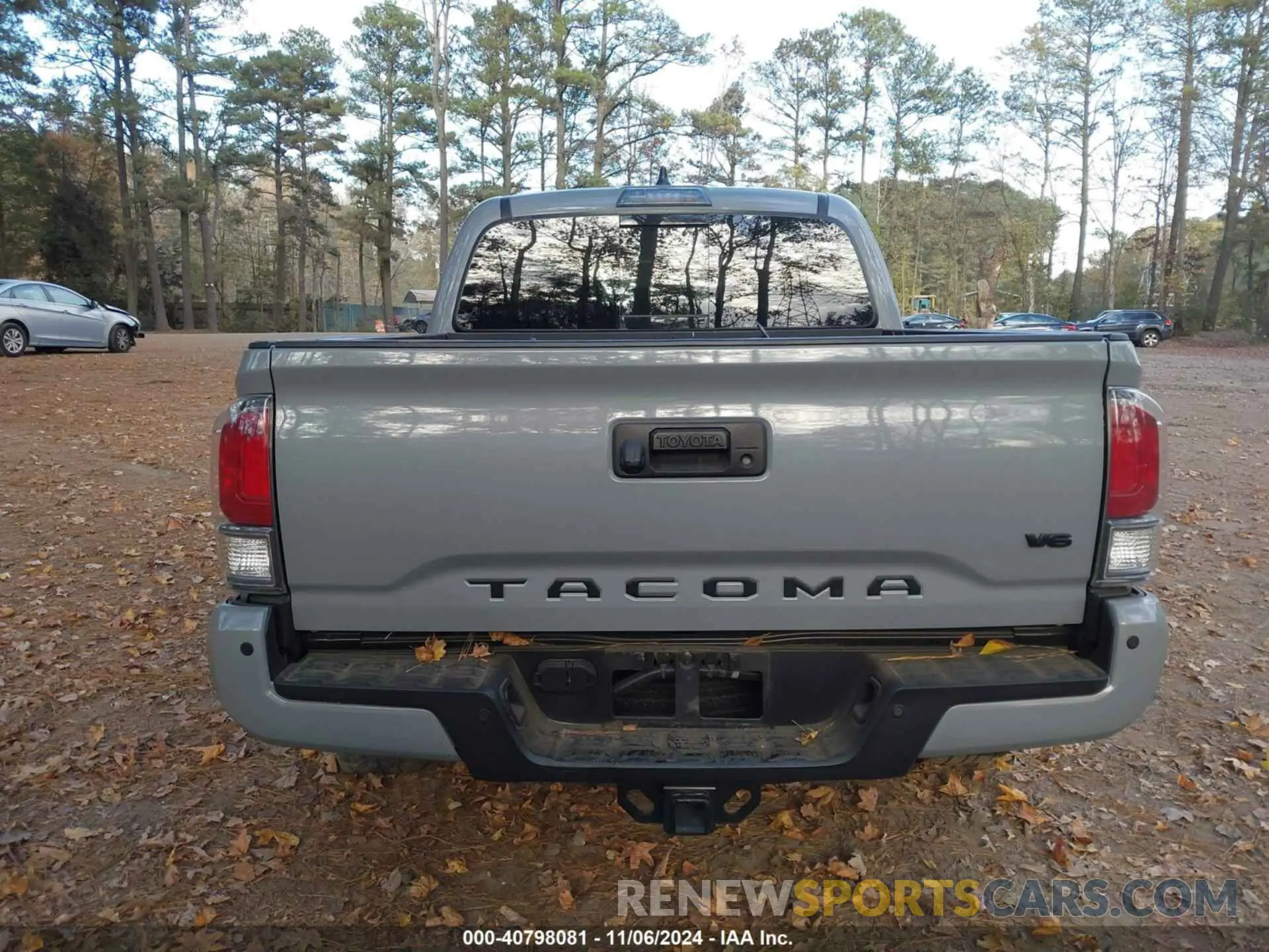 17 Photograph of a damaged car 3TYCZ5ANXMT035405 TOYOTA TACOMA 2021