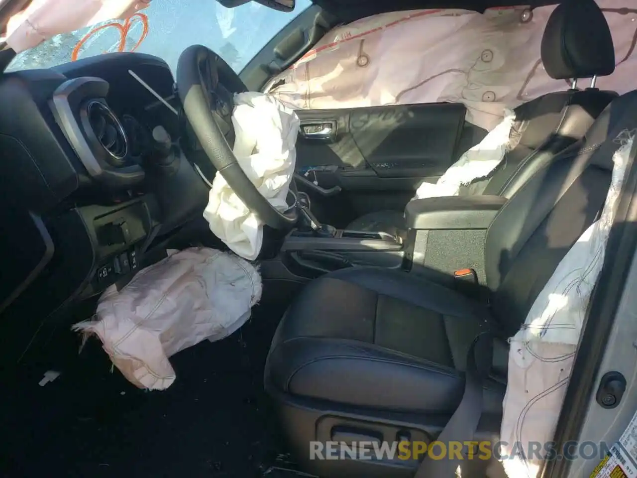 5 Photograph of a damaged car 3TYCZ5ANXMT039969 TOYOTA TACOMA 2021