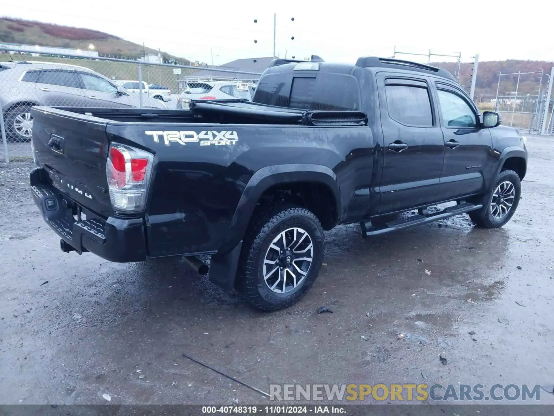 4 Photograph of a damaged car 3TYDZ5BN5MT002895 TOYOTA TACOMA 2021