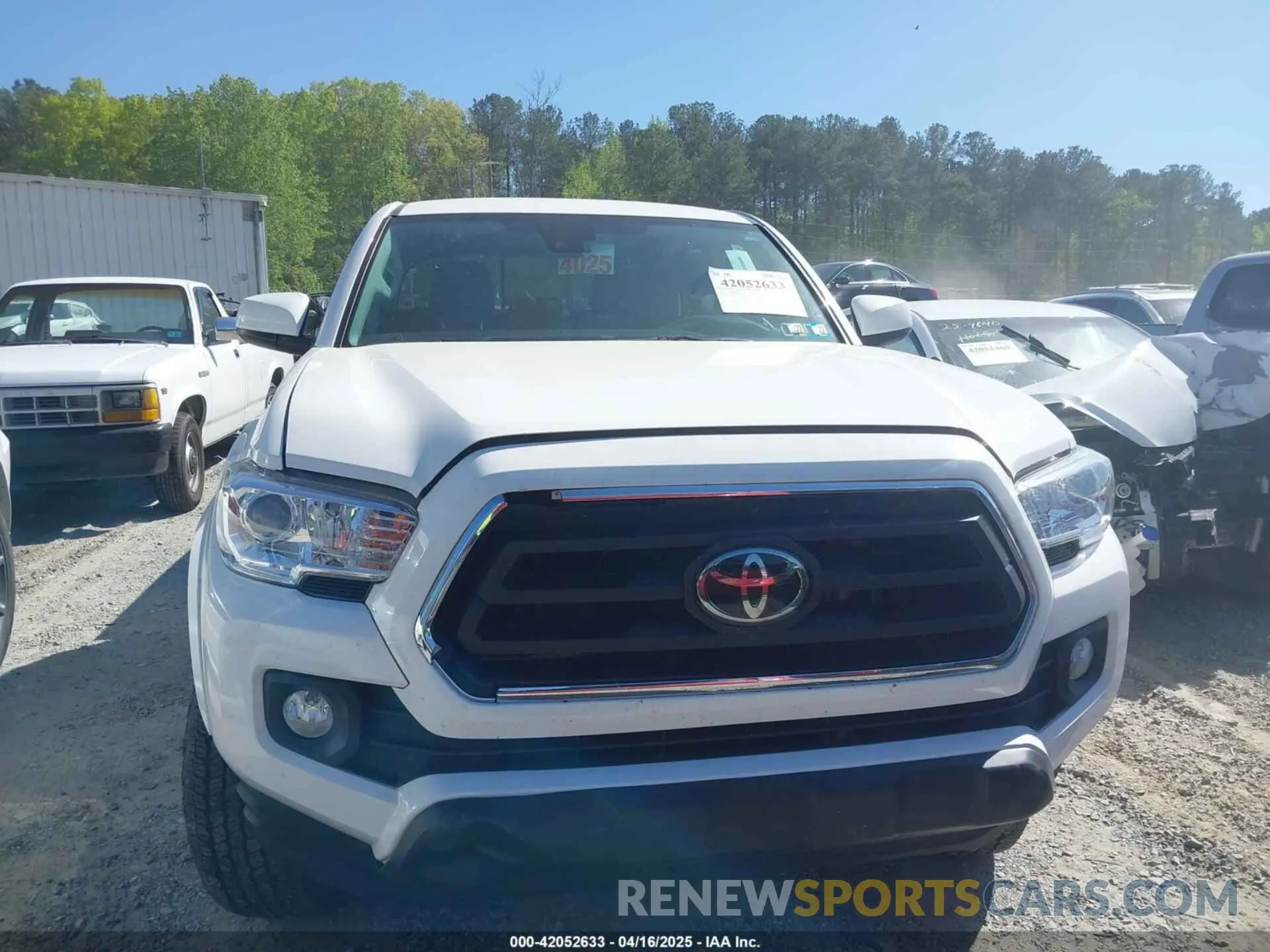 12 Photograph of a damaged car 3TYDZ5BN7MT003983 TOYOTA TACOMA 2021