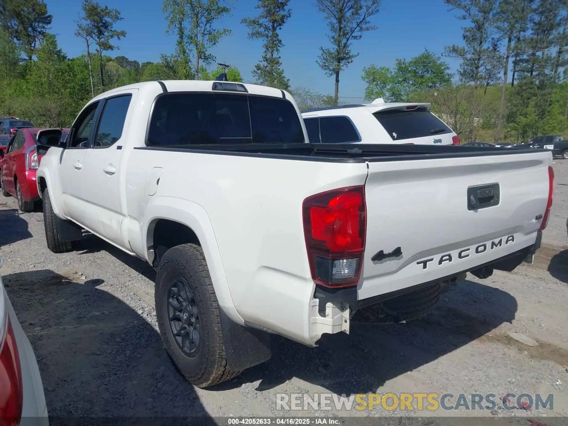 14 Photograph of a damaged car 3TYDZ5BN7MT003983 TOYOTA TACOMA 2021