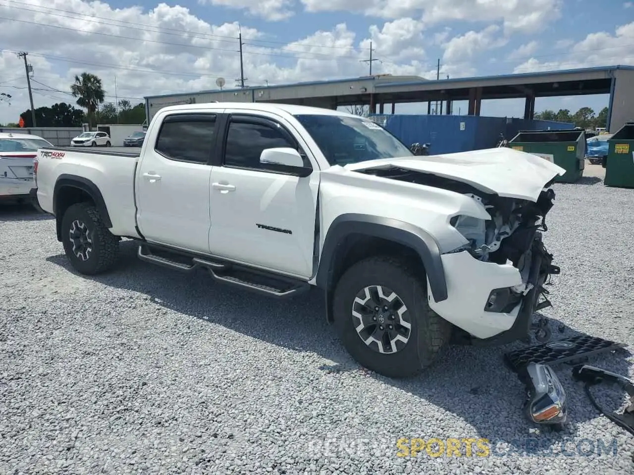 4 Photograph of a damaged car 3TYDZ5BNXMT001810 TOYOTA TACOMA 2021