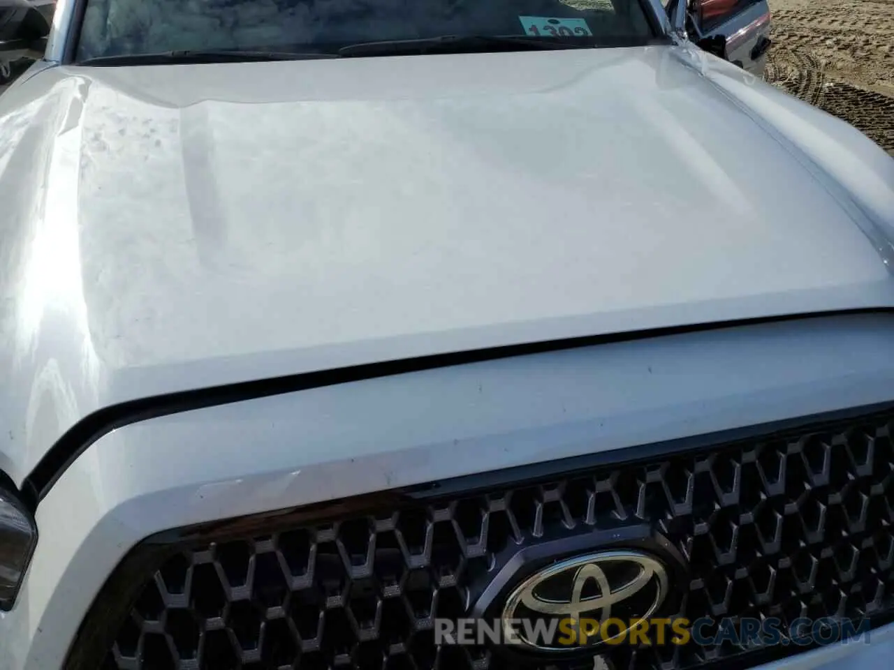 11 Photograph of a damaged car 3TYGZ5AN6MT011832 TOYOTA TACOMA 2021