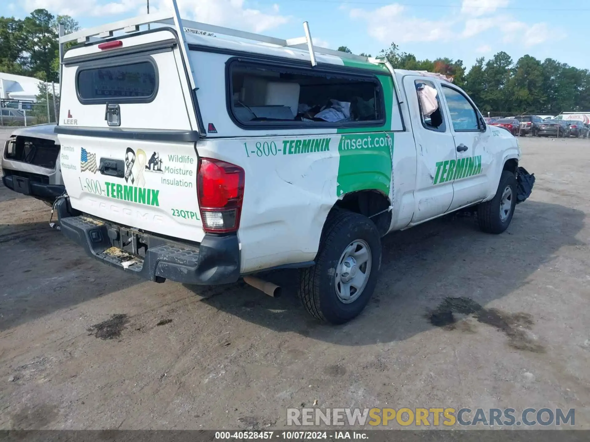4 Photograph of a damaged car 3TYRX5GN2MT013664 TOYOTA TACOMA 2021