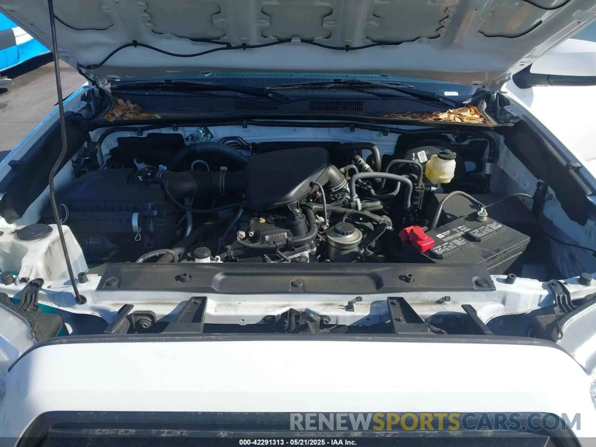 10 Photograph of a damaged car 3TYRX5GN4MT009048 TOYOTA TACOMA 2021