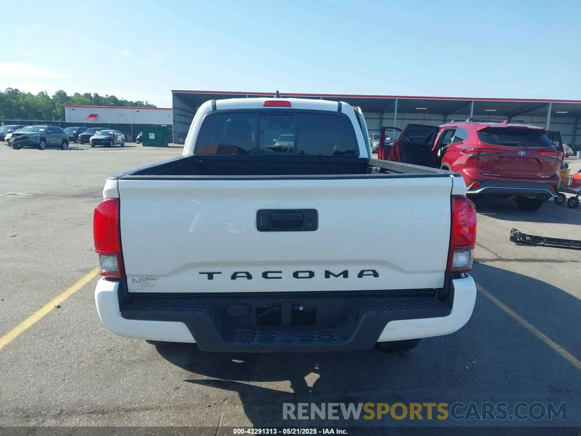 16 Photograph of a damaged car 3TYRX5GN4MT009048 TOYOTA TACOMA 2021