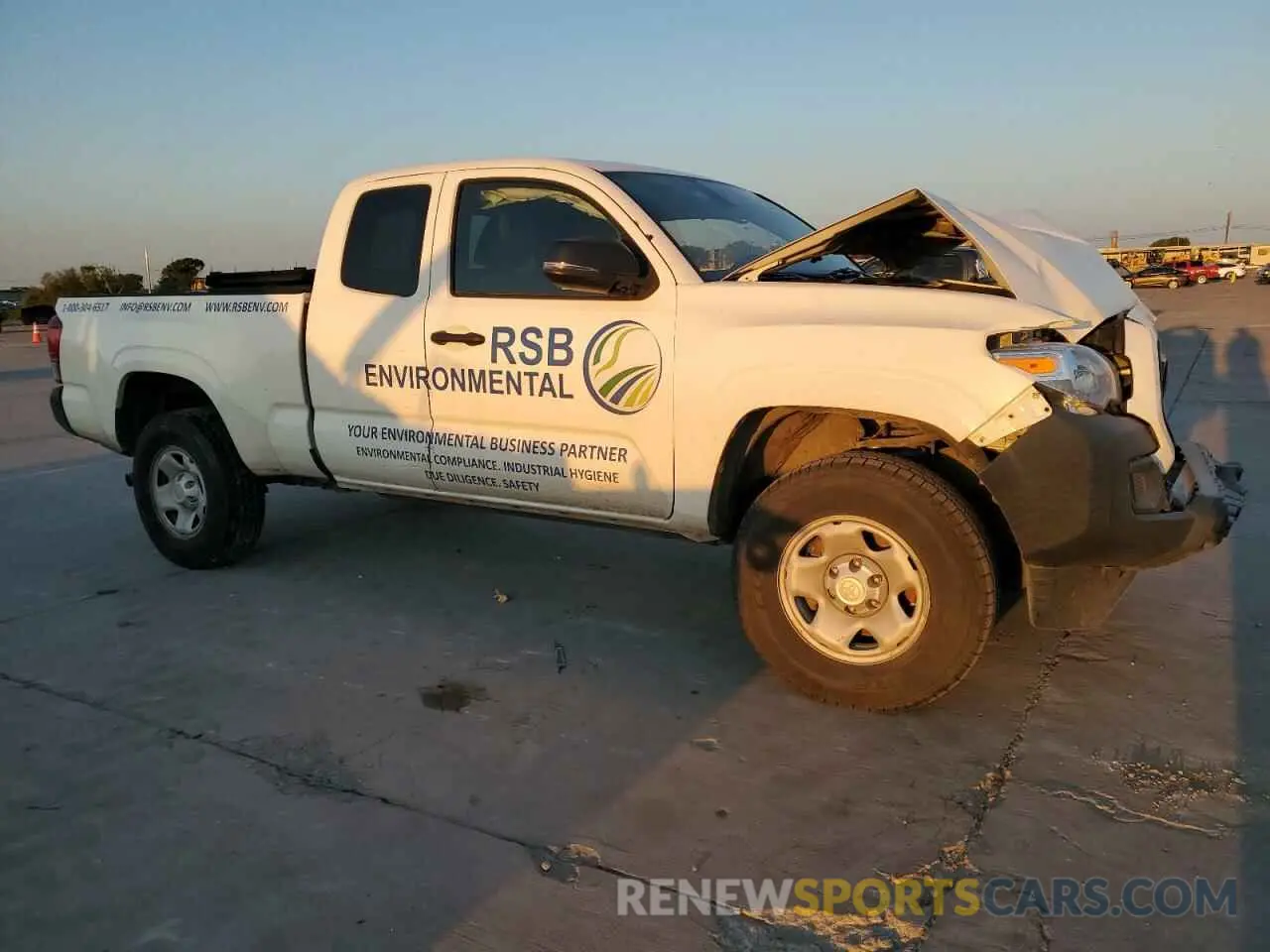 4 Photograph of a damaged car 3TYRX5GN6MT008516 TOYOTA TACOMA 2021