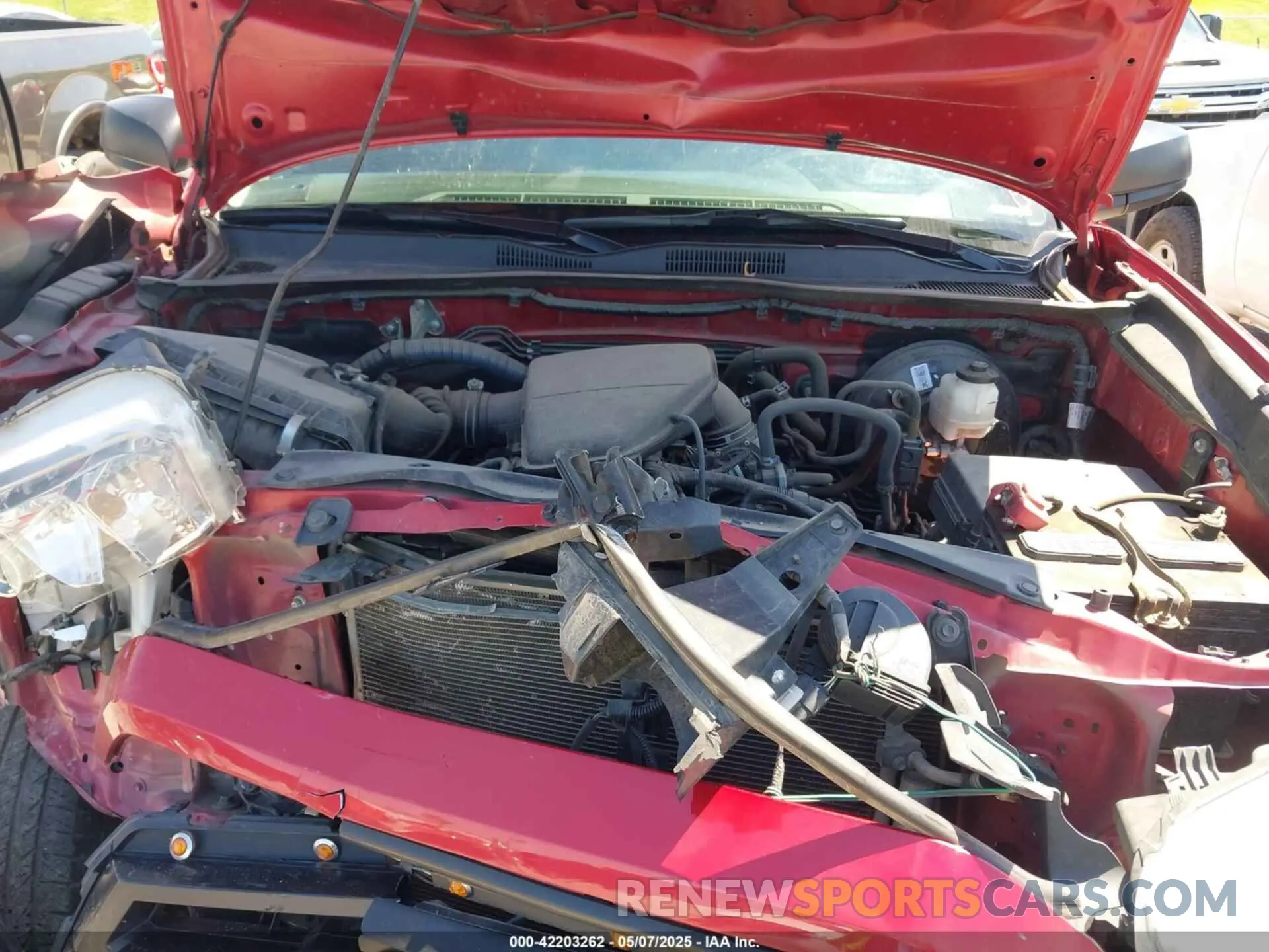 10 Photograph of a damaged car 3TYRX5GN6MT016261 TOYOTA TACOMA 2021