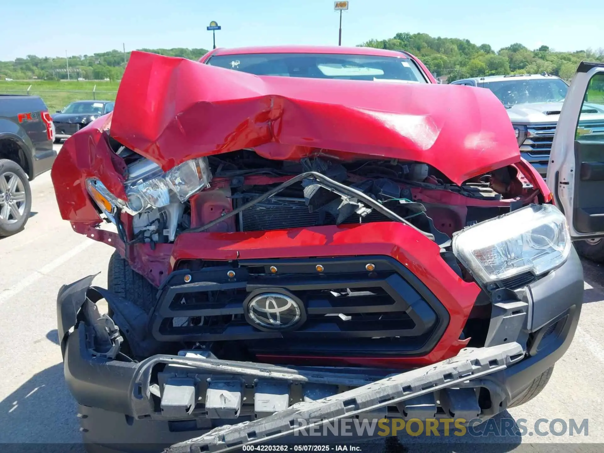 6 Photograph of a damaged car 3TYRX5GN6MT016261 TOYOTA TACOMA 2021
