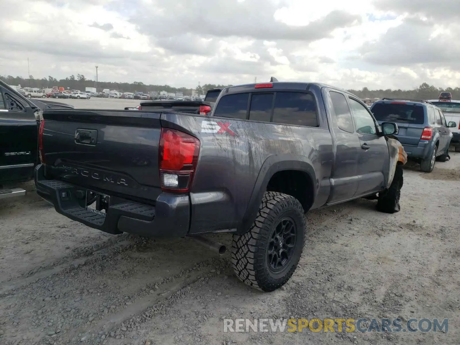 4 Photograph of a damaged car 3TYRX5GN7MT011103 TOYOTA TACOMA 2021