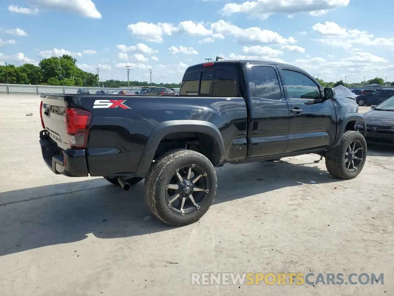 3 Photograph of a damaged car 3TYRX5GN8MT010297 TOYOTA TACOMA 2021