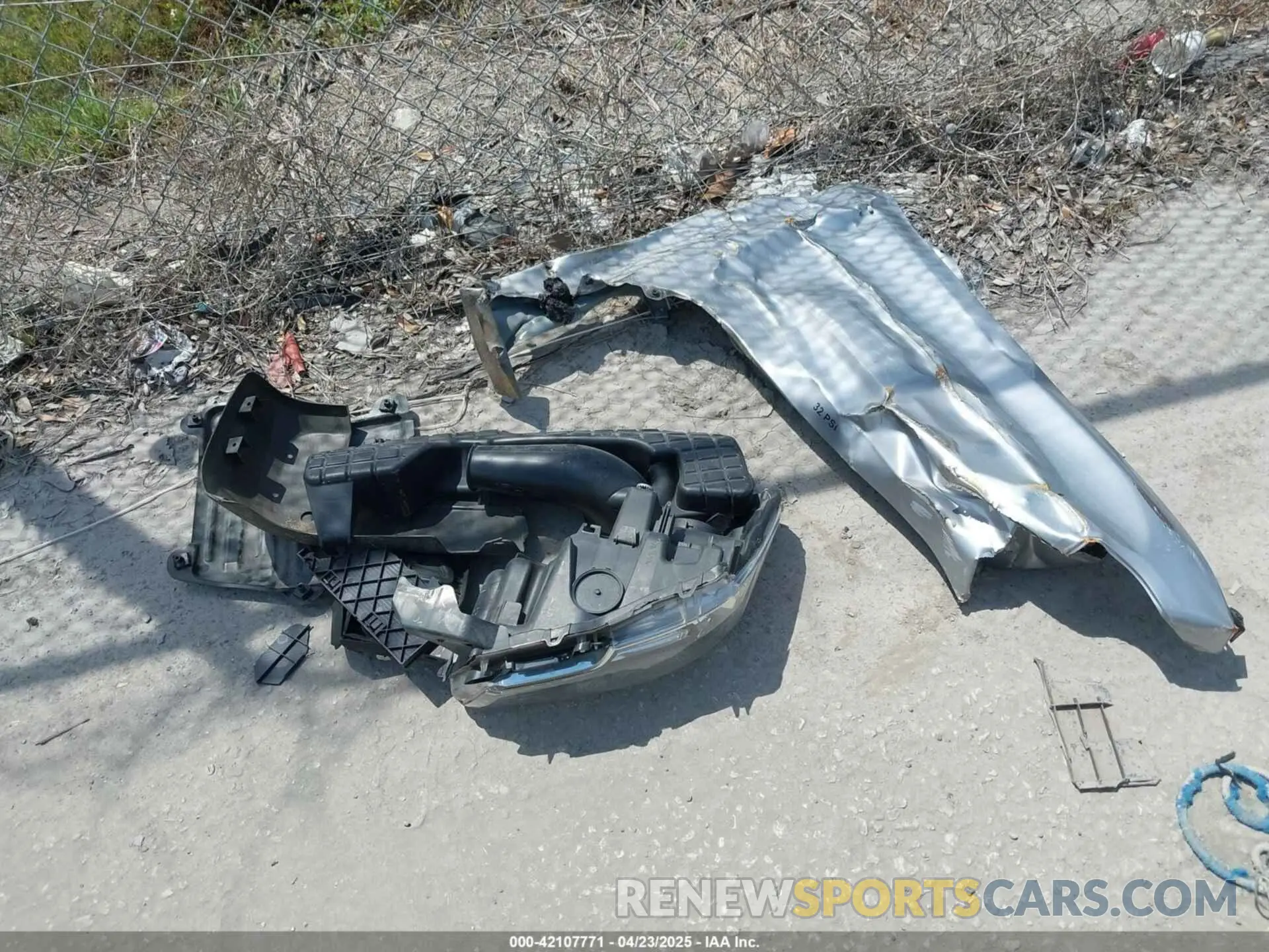 12 Photograph of a damaged car 3TYRX5GN8MT023292 TOYOTA TACOMA 2021