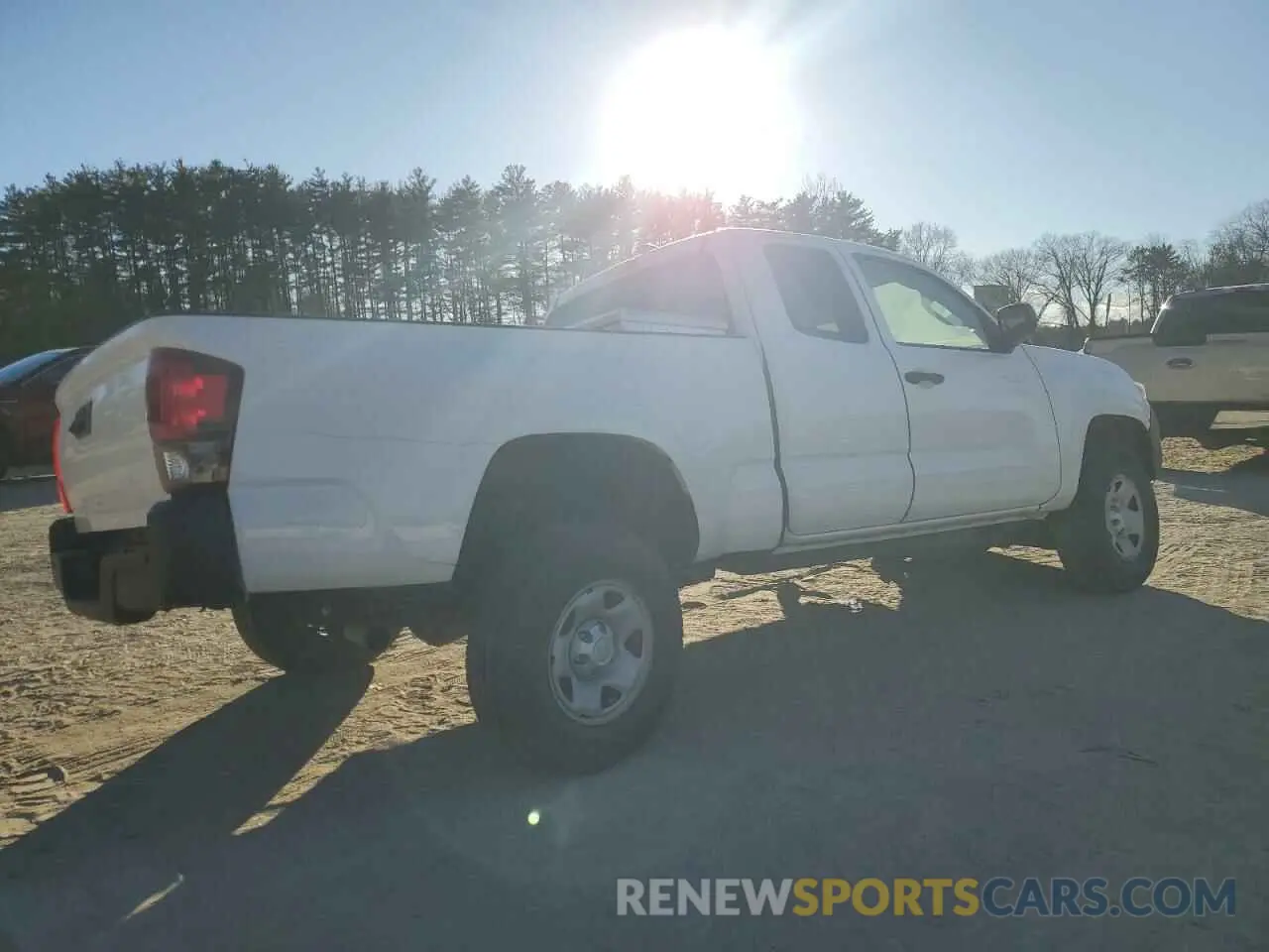 3 Photograph of a damaged car 3TYRX5GNXMT015114 TOYOTA TACOMA 2021