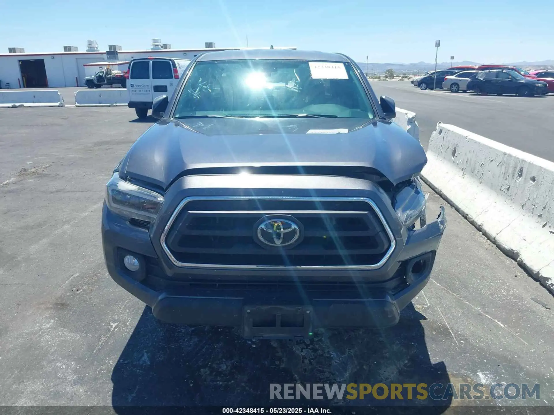 12 Photograph of a damaged car 3TYRZ5CN0MT008088 TOYOTA TACOMA 2021